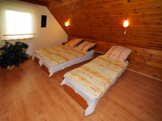 rekreačné stredisko stanové mestečko kemping celoročné vidiecke domy izby ubytovanie ubytovanie v Poľsku Baltské more Leba